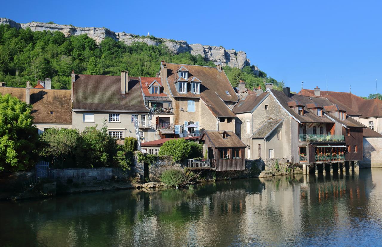 Hôtel de La Vallée Ornans Exterior foto